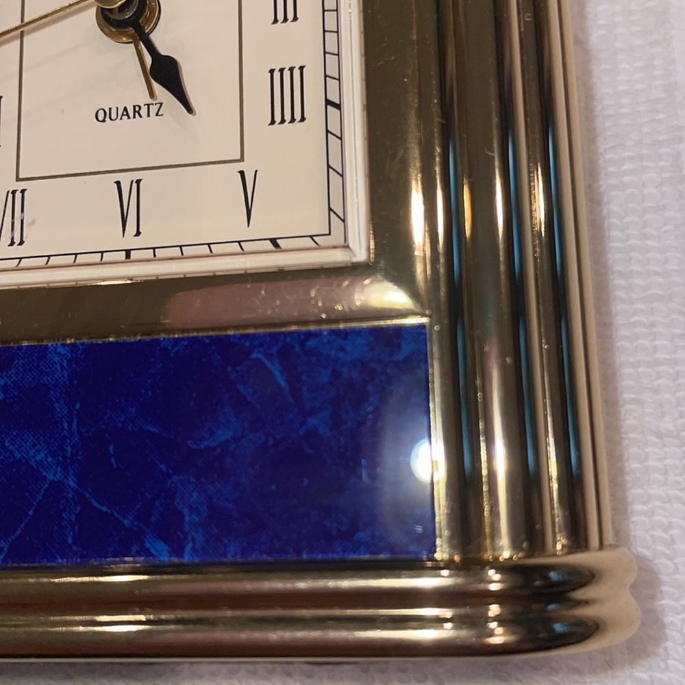 Bulova Alarm Clock - Picture 5 of 16